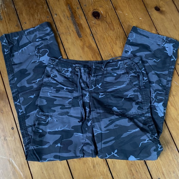 London Jean co gray Camo cotton pants size 4 - Picture 1 of 4